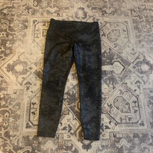 Athleta Elation mystic lace leggings